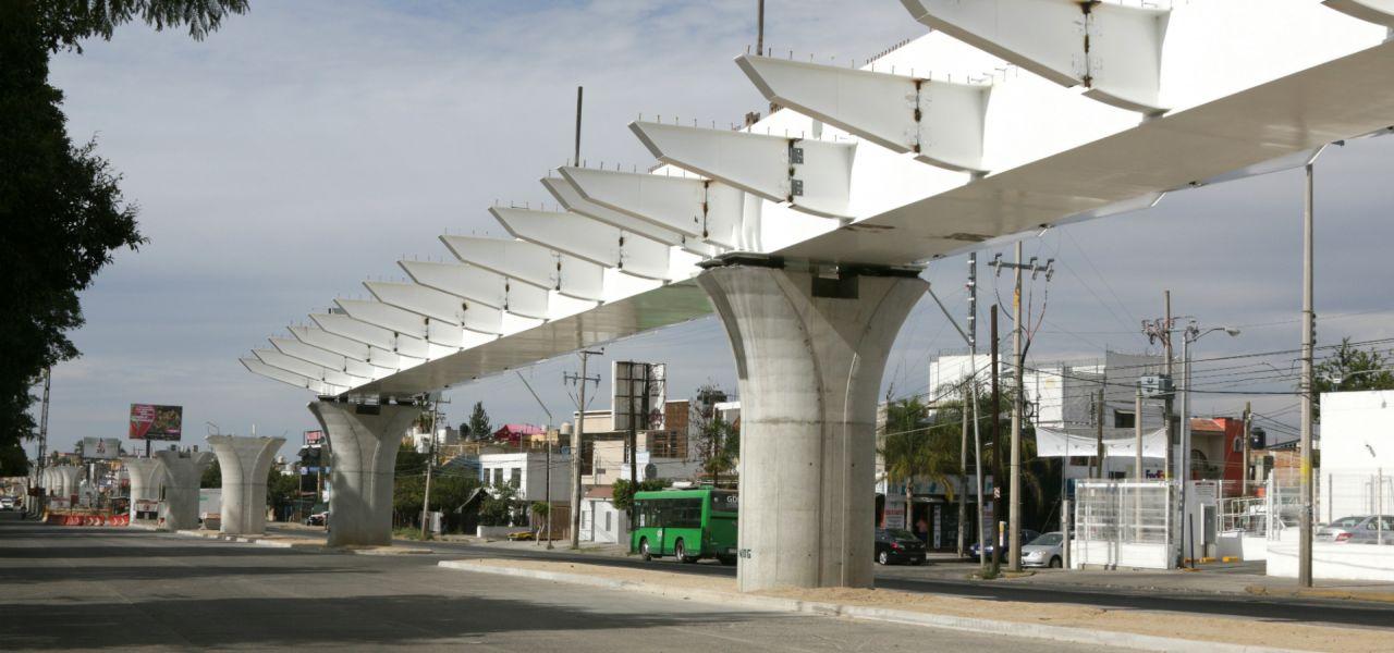 VIADUCTO LÍNEA 3 TREN LIGERO DE GUADALAJARA